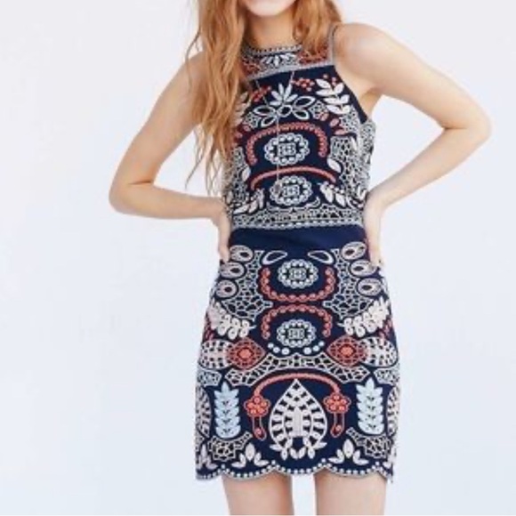 J.O.A Los Angeles Women's Small Mini Sheath Dress Embroidery Boho Scalloped Hem - Picture 1 of 11